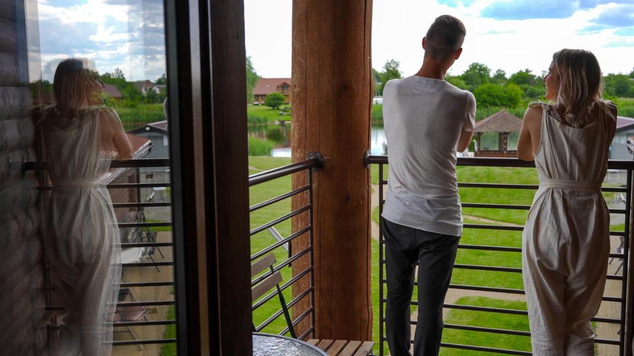 Eden Resort Yasnogorodka  Luaran gambar