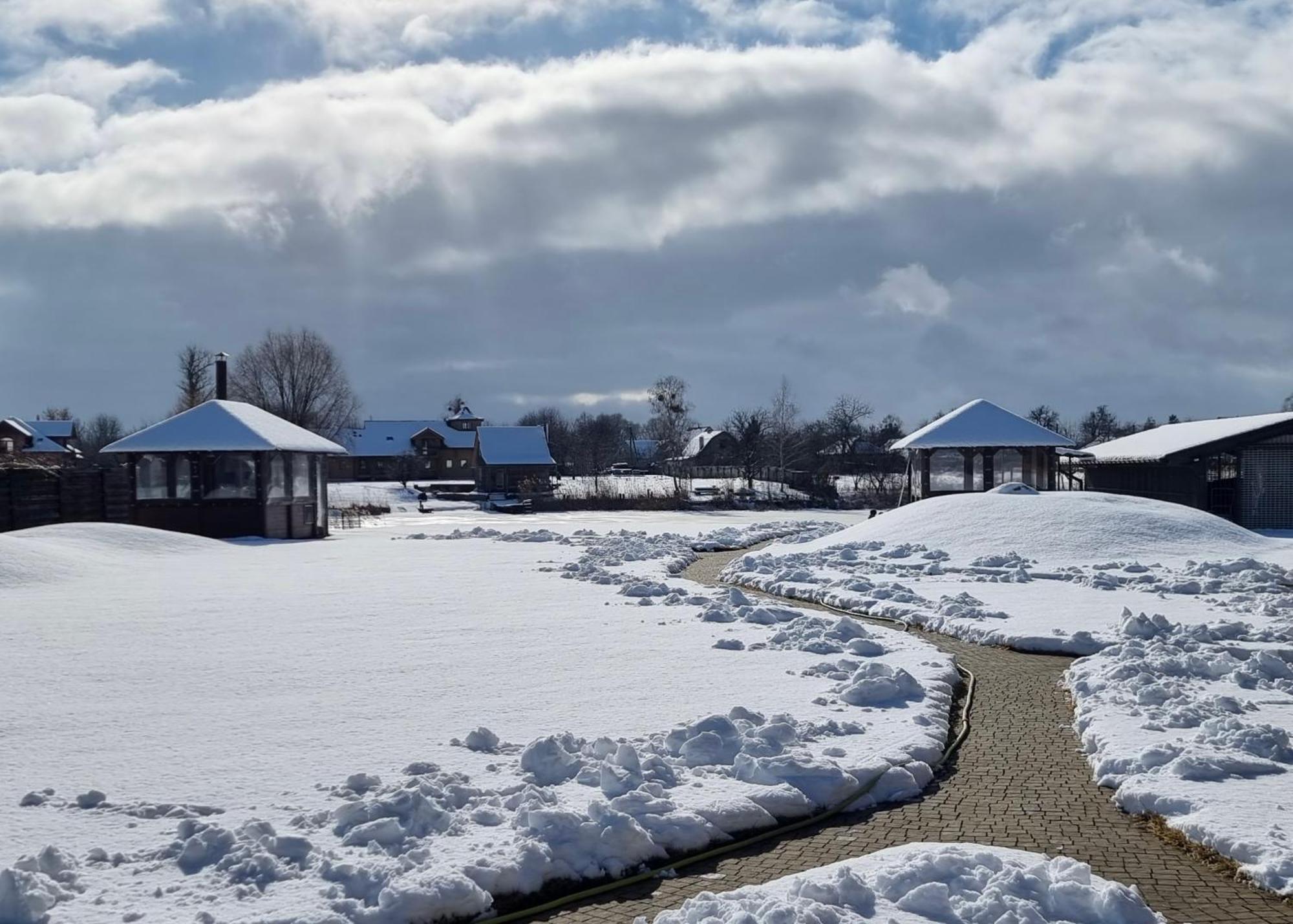 Eden Resort Yasnogorodka  Luaran gambar